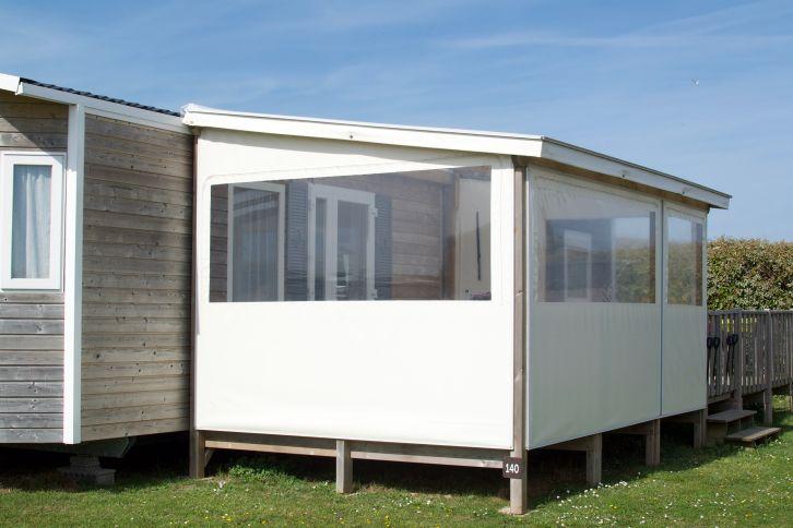 Terrasse avec pergola pour mobil-home